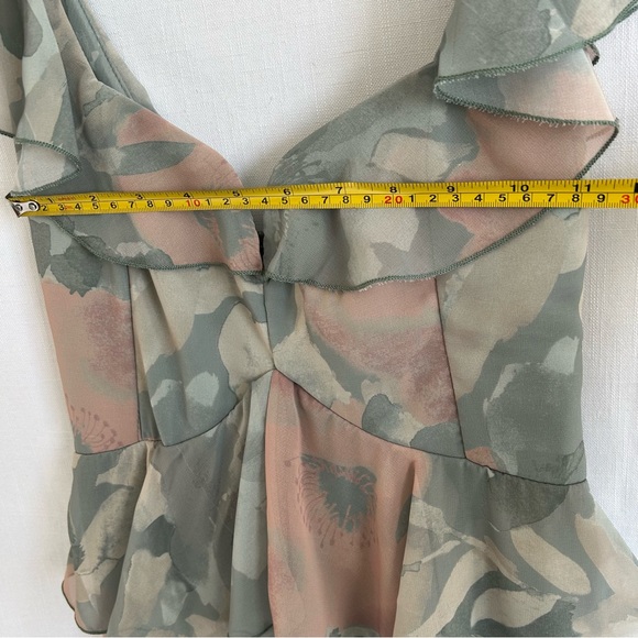 Show me Your MuMu Dress Mu Reese Ruffles Sage I do Green New - Picture 7 of 17